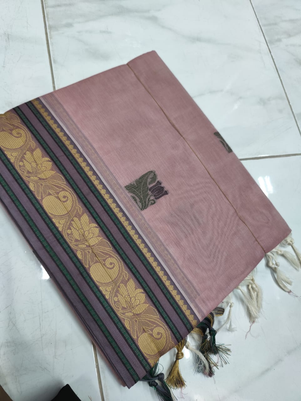 Hand woven  Pure 80 Count Cotton Saree